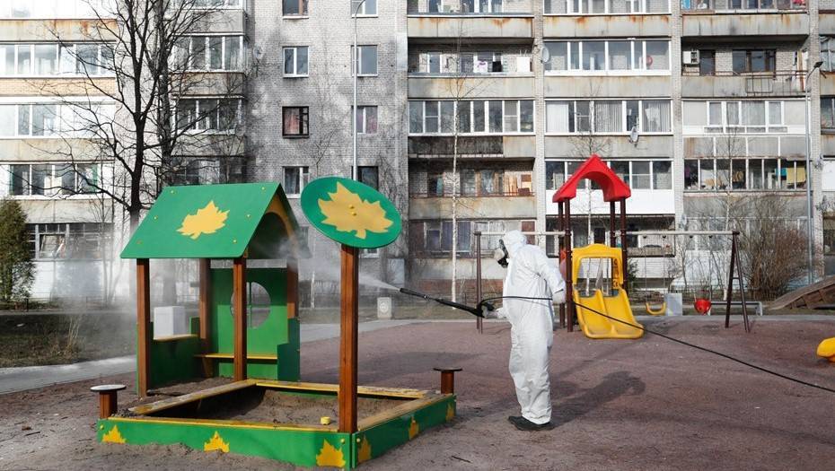 Артур Парфенчиков - В Карелии выявили заражение коронавирусом через игравших на улице детей - dp.ru - республика Карелия