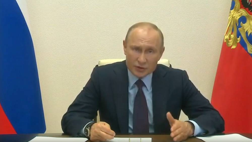Владимир Путин - Путин объявил о принятии нового пакета мер по поддержке экономики РФ - riafan.ru - Россия - Москва
