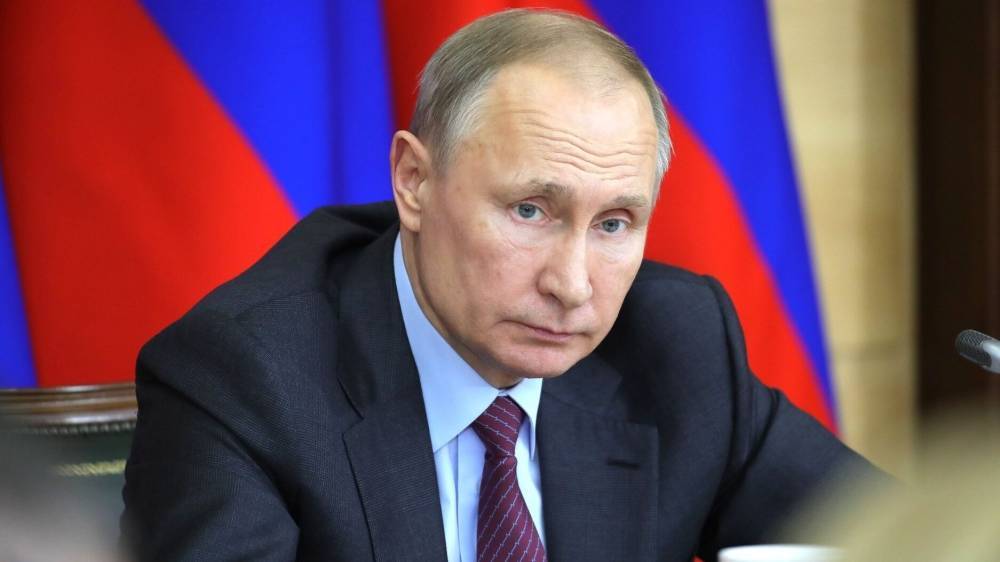 Владимир Путин - Путин объявил о завершении режима нерабочих дней в России - riafan.ru - Россия - Москва