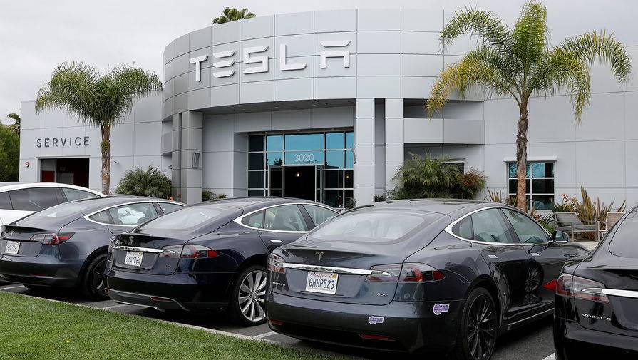 Илон Маск - Tesla возобновляет работу на заводе в Калифорнии - gazeta.ru - Сша - штат Калифорния