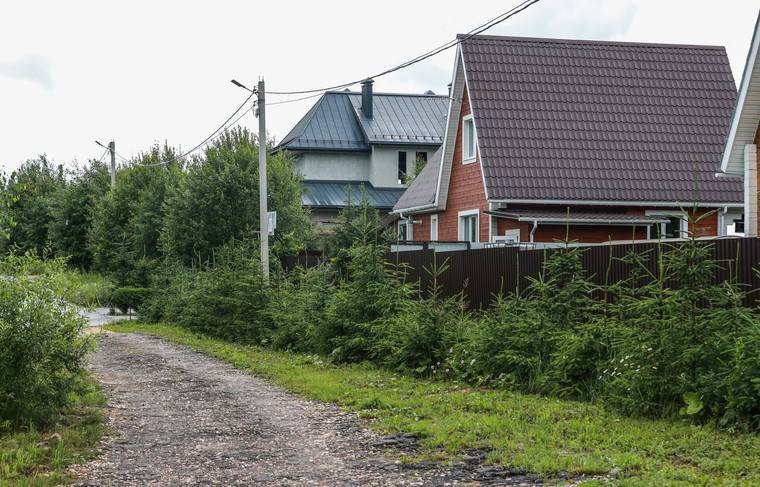 Риелторы заявили о росте спроса на загородные дома и дачи во время пандемии - news.ru