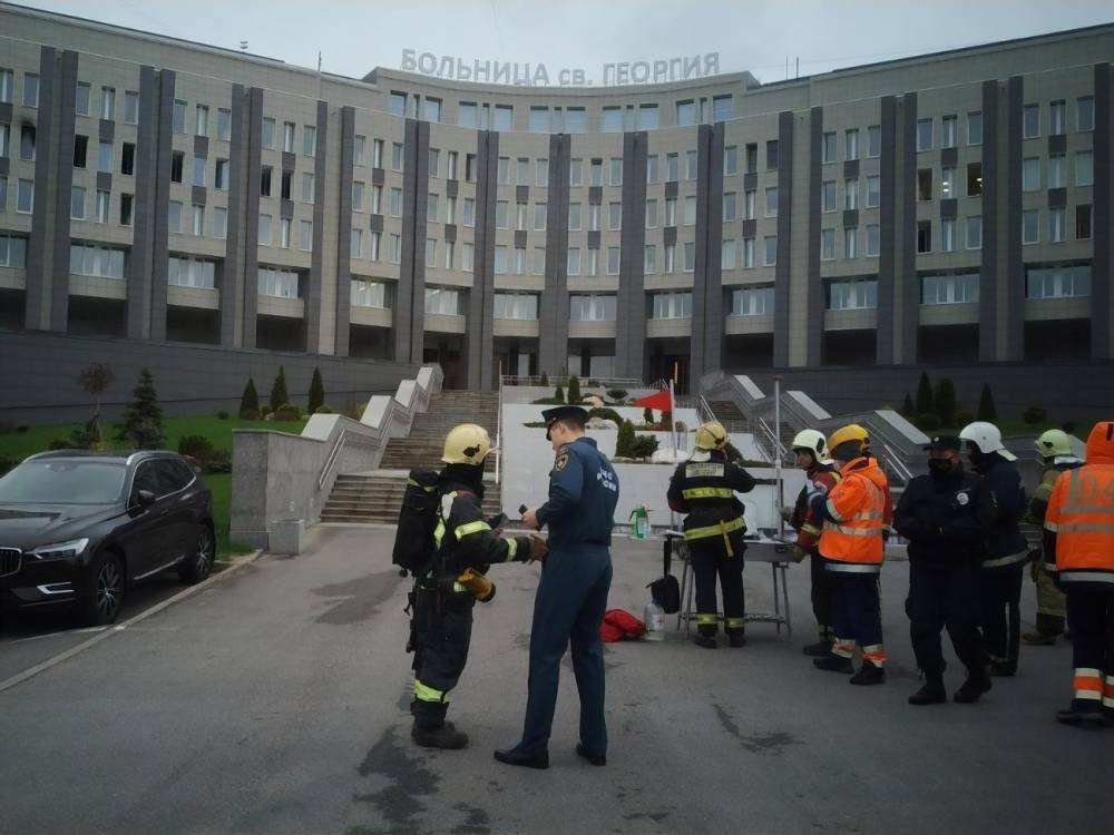 В Санкт-Петербурге горела больница, где лечат COVID-19, погибли пять человек - gordonua.com - Россия - Санкт-Петербург
