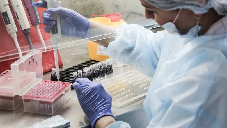Свыше 5,8 млн тестов на коронавирус сделали в России - newizv.ru - Россия