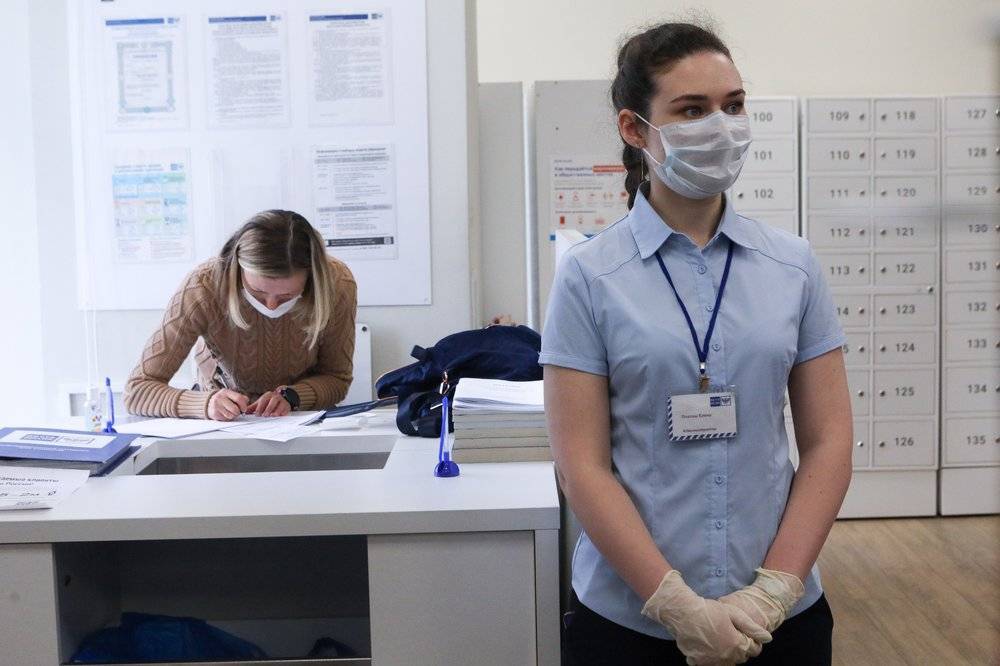 Юлия Галлямова - Дерматолог посоветовала носить одноразовые маски и тканевые перчатки в период пандемии - vm.ru - Россия