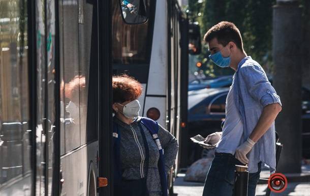 В Днепре возобновил работу общественный транспорт - korrespondent.net