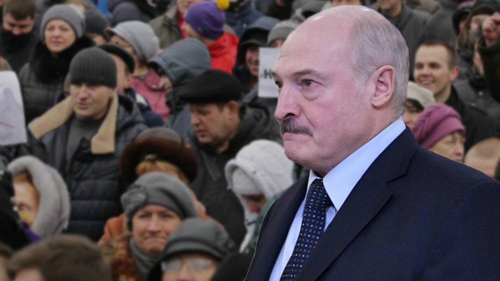 Александр Лукашенко - Лукашенко: После парада мы получили снижение количества пневмоний - belsat.eu - Белоруссия - Минздрав