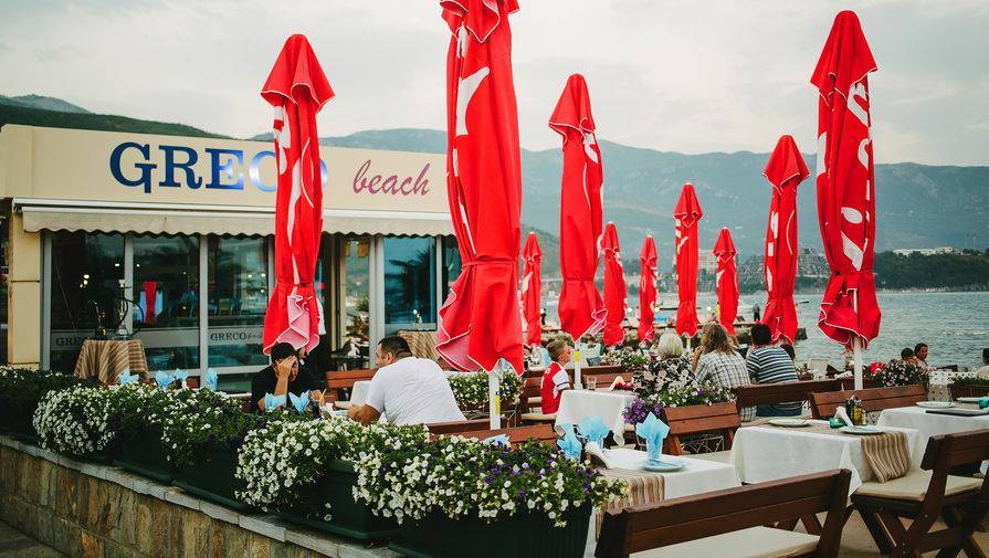 В Черногории отменяют комендантский час и открывают рестораны с 15 мая - gazeta.ru - Черногория