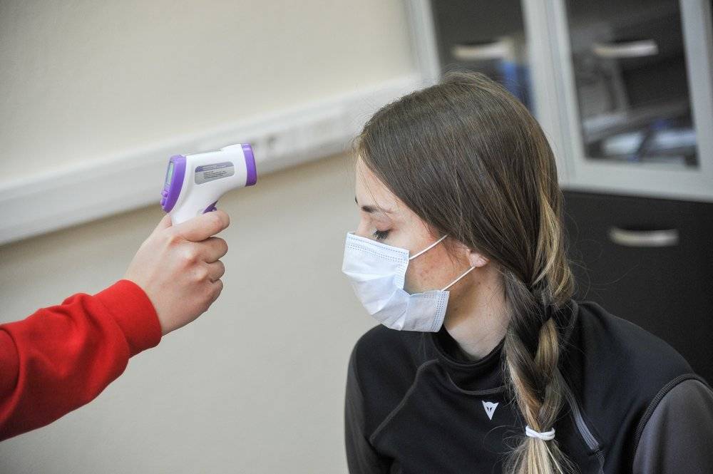 Анна Попова - Почти 260 тысяч человек в России находятся под наблюдением из-за коронавируса - vm.ru - Россия
