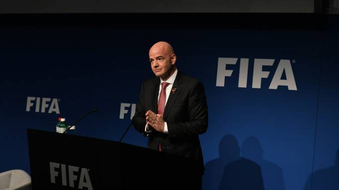 ФИФА отменила церемонию вручения наград лучшим футболистам 2020 года - piter.tv - Франция