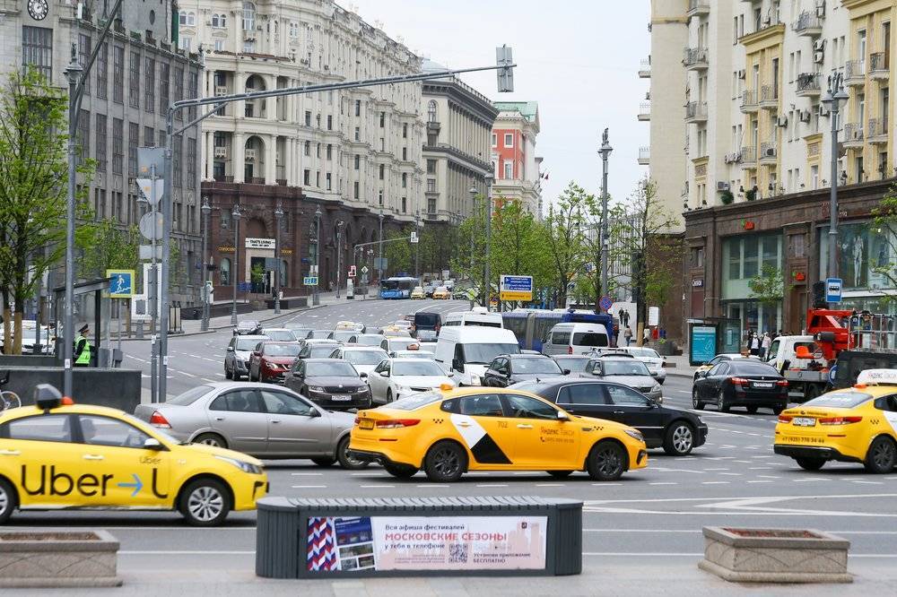 Такси премиум-класса возобновили работу в Москве - vm.ru - Москва