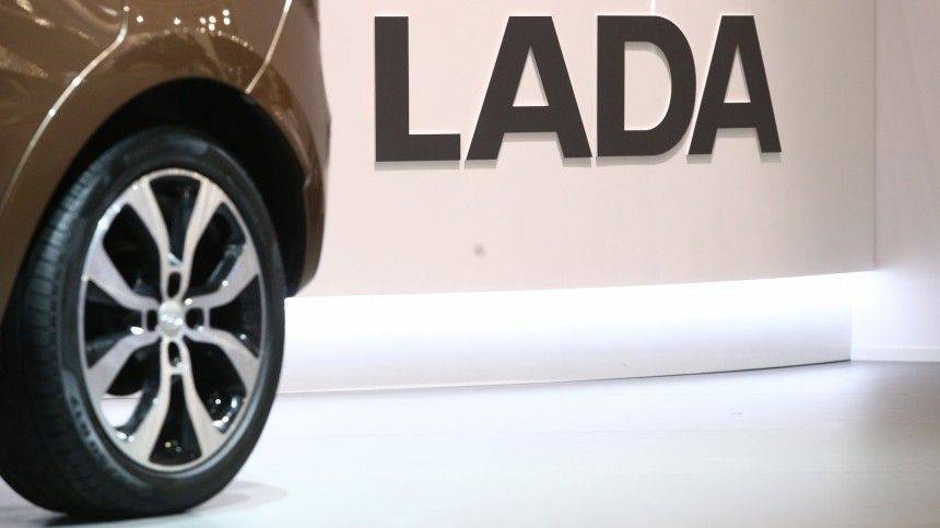 Пандемия бьет по авто: «АвтоВАЗ» поднял цены на LADA - 5-tv.ru - Россия