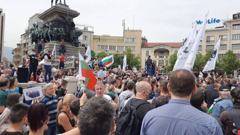 Протестующие в Болгарии заявили, что не разойдутся до отставки правительства - politexpert.net - Болгария