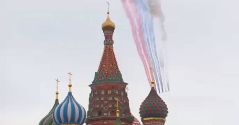 В России повторят авиационную часть празднования Дня Победы - ren.tv - Россия