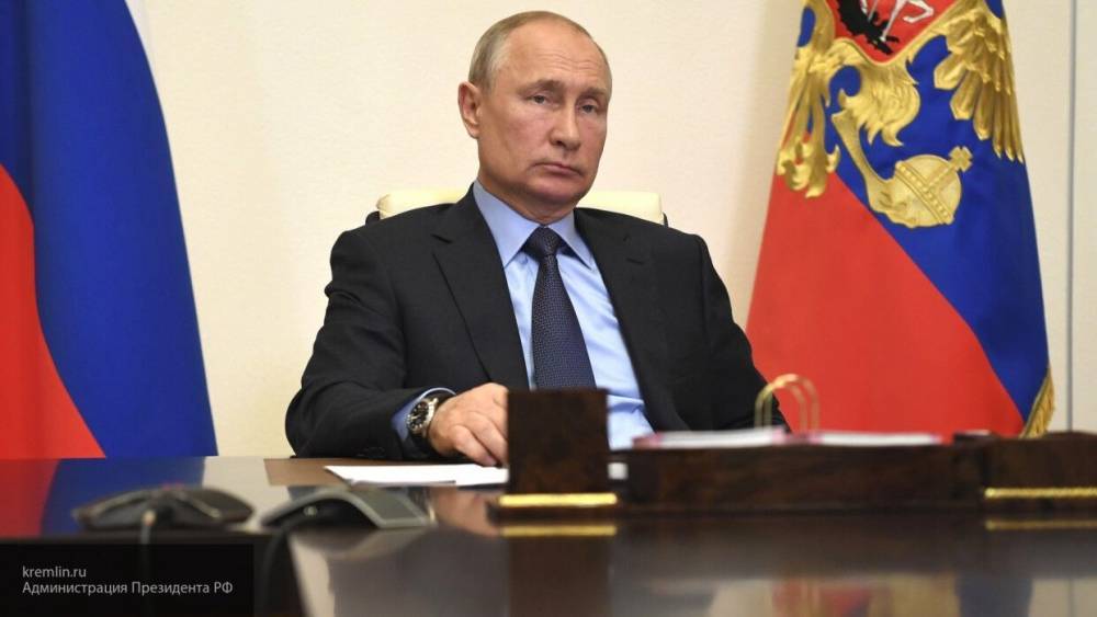 Путин призвал выплатить все деньги врачам в конкретные даты - inforeactor.ru - Россия