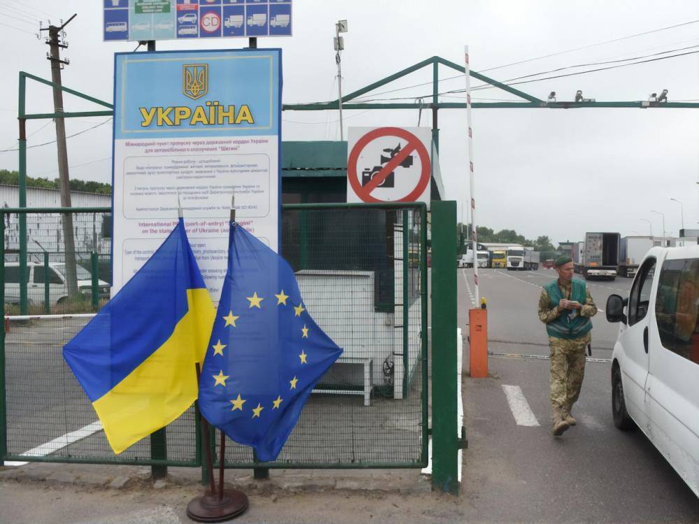 Катарина Матернова - В Еврокомисси заявили, что безвизовизу Украины с ЕС не угрожает ни коронавирус, ни другие причины - gordonua.com - Украина - Евросоюз - Брюссель