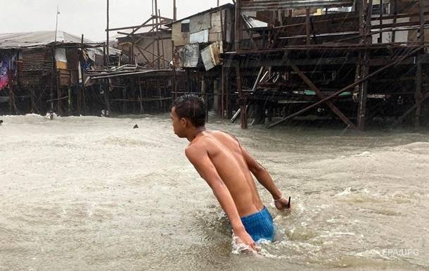 Филиппины накрыл тайфун, 140 тысяч эвакуированных - korrespondent.net - Филиппины