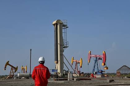 Рост цен на нефть оказался опасным для мира - lenta.ru - Россия - Москва - Саудовская Аравия - Эр-Рияд
