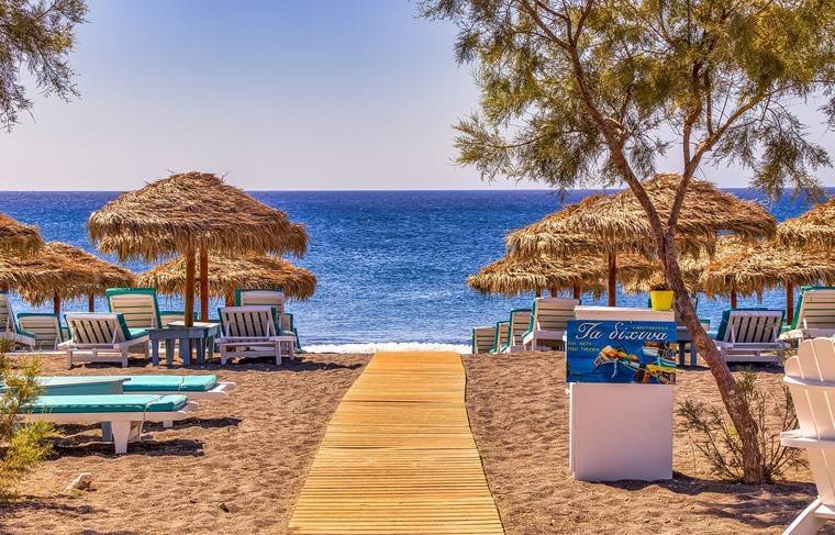 Стелиос Петсас - В Греции из-за 30-градусной жары вынуждены открыть пляжи - news.ru - Греция