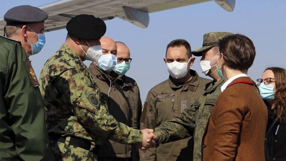 Минобороны РФ начало вывод военных, помогавших Сербии бороться с коронавирусом - riafan.ru - Россия - Сербия - Белград
