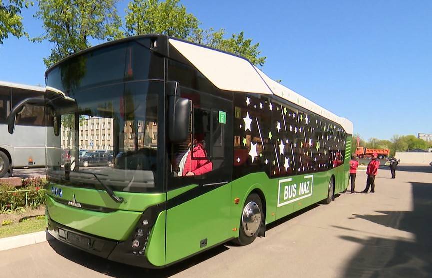 Новые модели электробусов представили на выставке МАЗ - ont.by - Минск