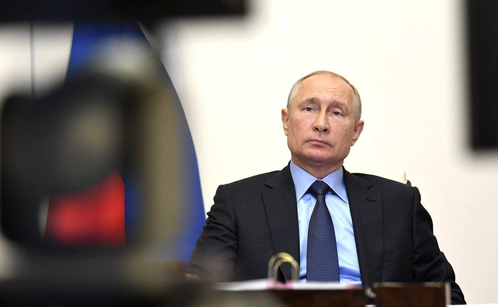 Владимир Путин - Путин поручил обеспечить поддержку россиян на время пандемии - tvc.ru
