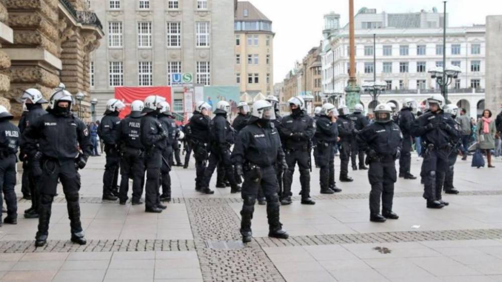 В Германии снова прошли массовые демонстрации против коронавирусных ограничений. Не обошлось без задержаний - germania.one - Германия - Берлин