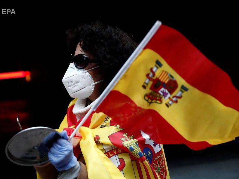 Пандемия COVID-19. В Испании впервые за два месяца зафиксировано меньше 100 смертельных случаев - gordonua.com - Испания - Минздрав