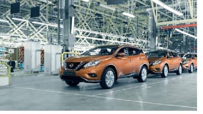 Автозавод Nissan возобновляет производство автомобилей после 1,5 месяцев простоя - piter.tv - Санкт-Петербург