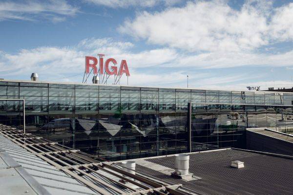 Латвийский аэропорт «Рига» возобновляет работу и ужесточает правила - eadaily.com - Латвия - Рига