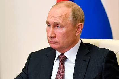 Владимир Путин - Путин заявил о сохранении опасности распространения коронавируса в России - lenta.ru - Россия