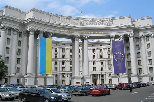 Дмитрий Кулеба - В МИД Украины оценили возможность снятия санкций с России - versia.ru - Россия - Украина - Евросоюз