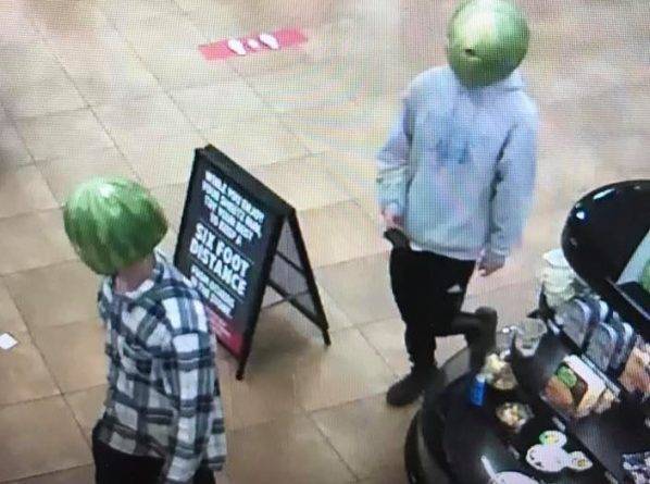 В Виргинии воры с арбузами на голове ограбили магазин - usa.one - Вашингтон - Колумбия - штат Виргиния