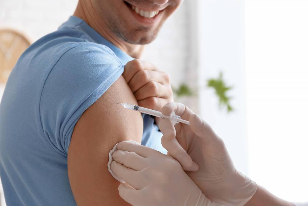Американская компания Moderna заявила об успешном окончании первого этапа испытания вакцины против коронавируса на людях - news.israelinfo.co.il - Сша