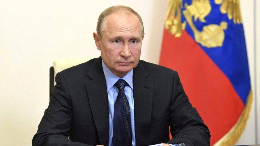 Владимир Путин - Путин назвал самолечение и позднее обращение к врачам причинами роста смертей от COVID-19 в Дагестане - 5-tv.ru - республика Дагестан