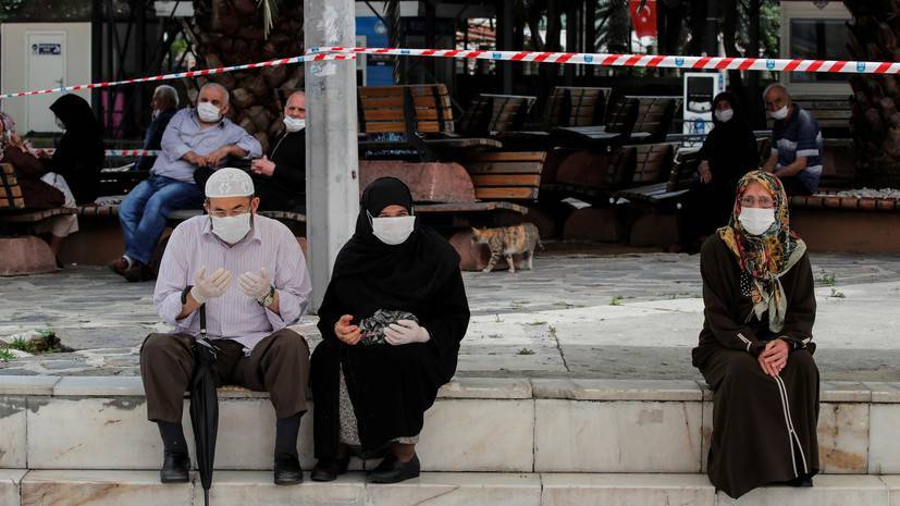 Фахреттина Коджи - За сутки в Турции выявили 1158 новых случаев коронавируса - russian.rt.com - Франция - Турция