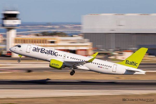 Латвийцы рвутся за границу и раскупают билеты на рейсы airBaltic - eadaily.com - Осло - Вильнюс - Латвия - Рига - Таллин