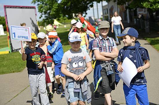 В Минпросвещения рассказали, как будут работать летние детские лагеря при пандемии - pnp.ru