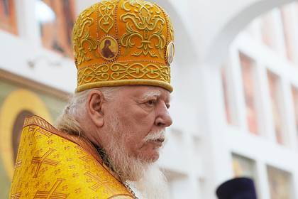 Димитрий Смирнов - Наказавший просить милостыню в самоизоляции священник излечился от коронавируса - lenta.ru