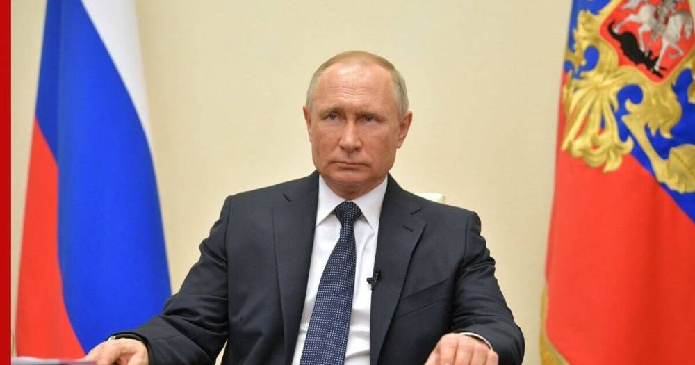 Владимир Путин - Михаил Мурашко - Путин раскритиковал кабмин за формулировки правил выплат медикам - profile.ru