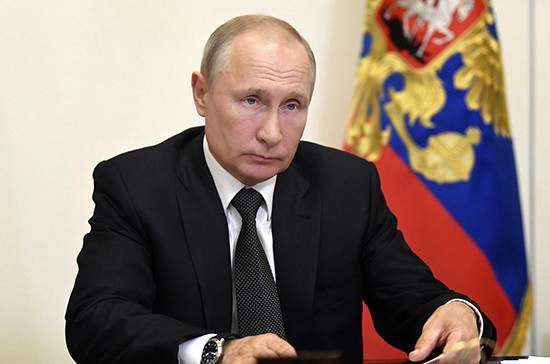 Владимир Путин - Путин раскритиковал Правительство за недоплату медикам - pnp.ru