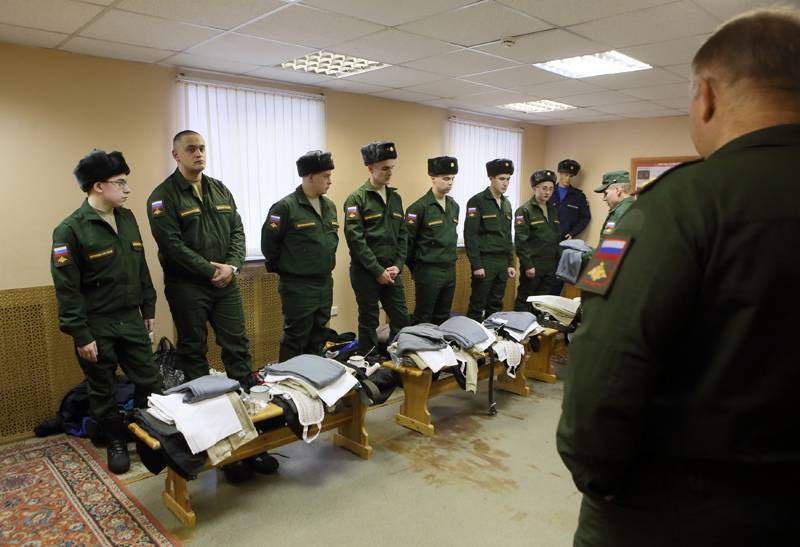 Без долгих проводов: российских призывников 20 мая отправят в армию - tvc.ru - Россия