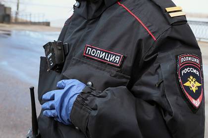 Суд отказался арестовывать напавшего на полицейского нарушителя самоизоляции - lenta.ru - Москва