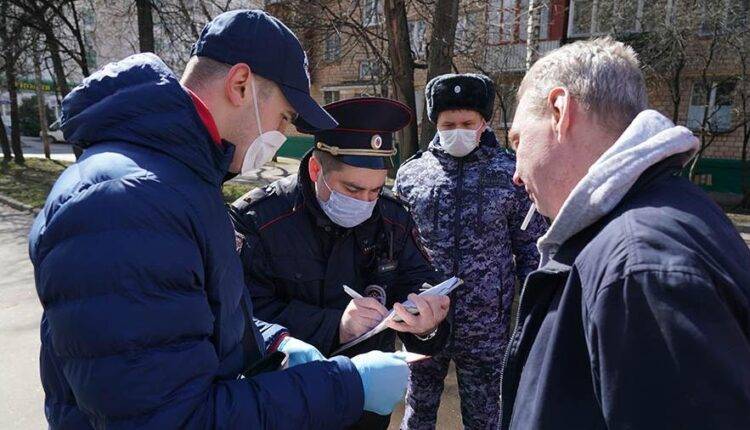 В Москве оштрафовали пенсионера на 15 тыс. рублей за нарушение карантина - newtvnews.ru - Москва