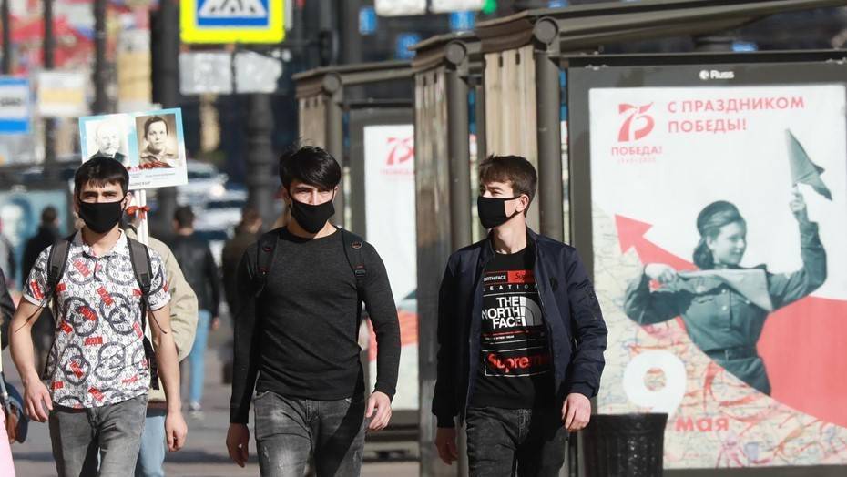 Александр Беглов - Апрельский пик спроса на маски в Петербурге оказался выше майского - dp.ru - Россия - Китай - Петербурга