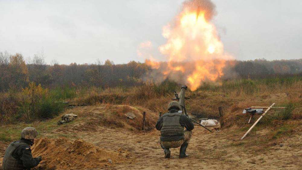 В ДНР указали на нежелание Украины решать конфликт в Донбассе мирным путем - riafan.ru - Украина - Днр