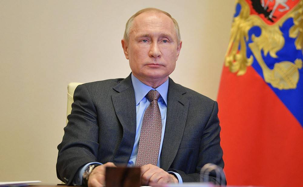 Владимир Путин - Путин предупредил о рисках снижения доходов в АПК из-за COVID-19 - tvc.ru