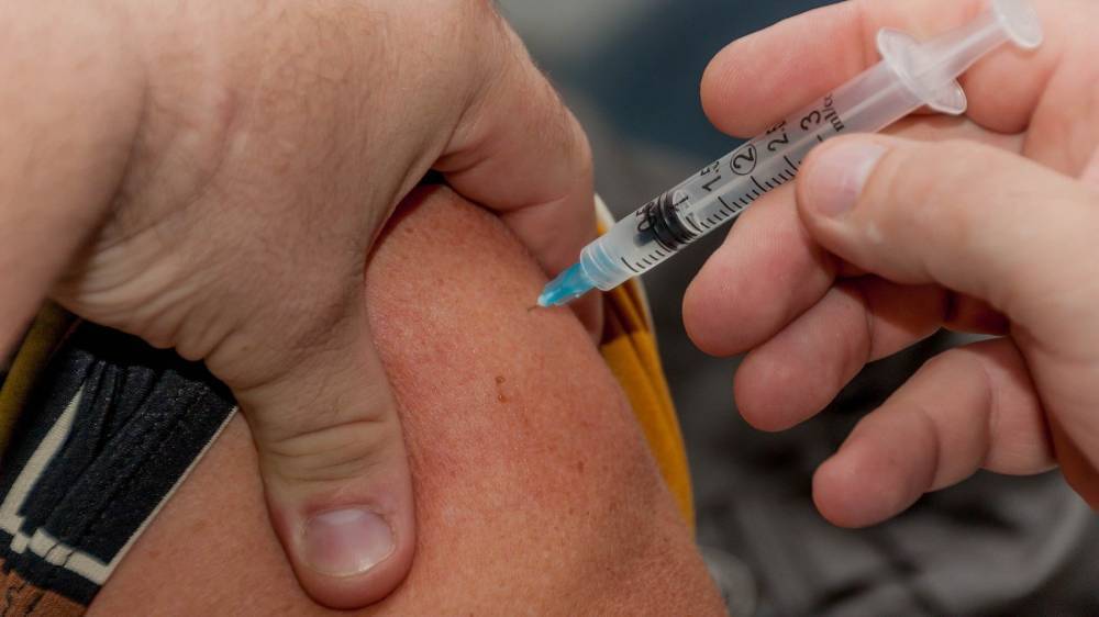 Франк Ульрих Монтгомери - Немецкие врачи настаивают на массовой вакцинации, чтобы не было повторной эпидемии - newizv.ru - Германия