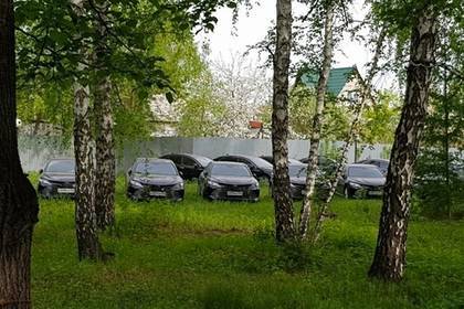 Найденным в российском лесу иномаркам нашли применение - lenta.ru - Челябинская обл.