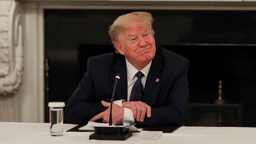 Дональд Трамп - Трамп изучает возможность провести очную встречу лидеров G7 в Кэмп-Дэвиде - gazeta.ru - Сша - Вашингтон