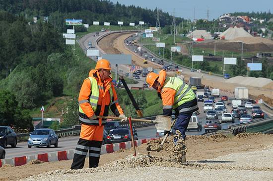 Евгений Дитрих - Транспортные проекты на 782 млрд рублей предложили включить в план восстановления экономики - pnp.ru - Россия